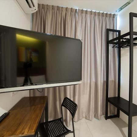 Econtel Queensbay Sungai Dua Bukit Exterior foto